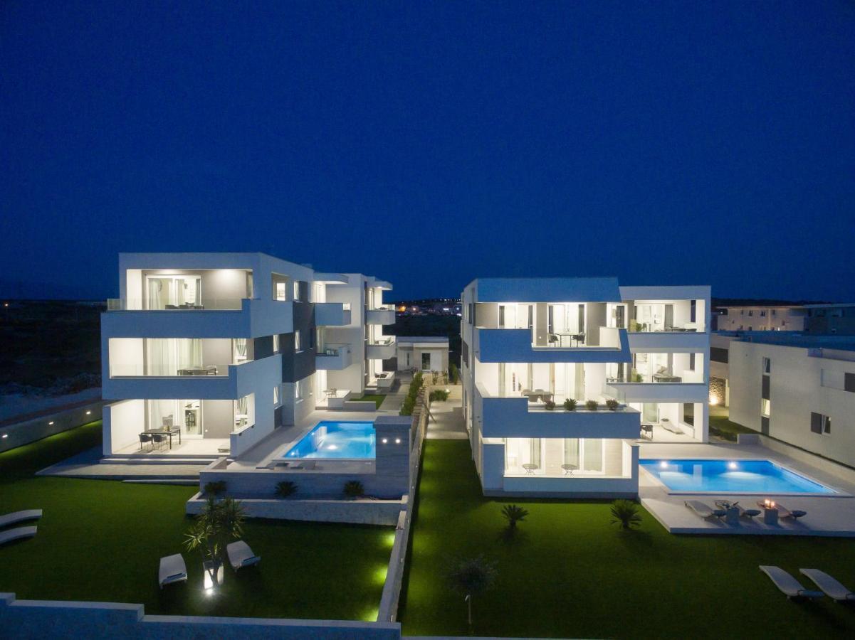 Apartments & Rooms Pool Villas Maris Novalja Eksteriør bilde